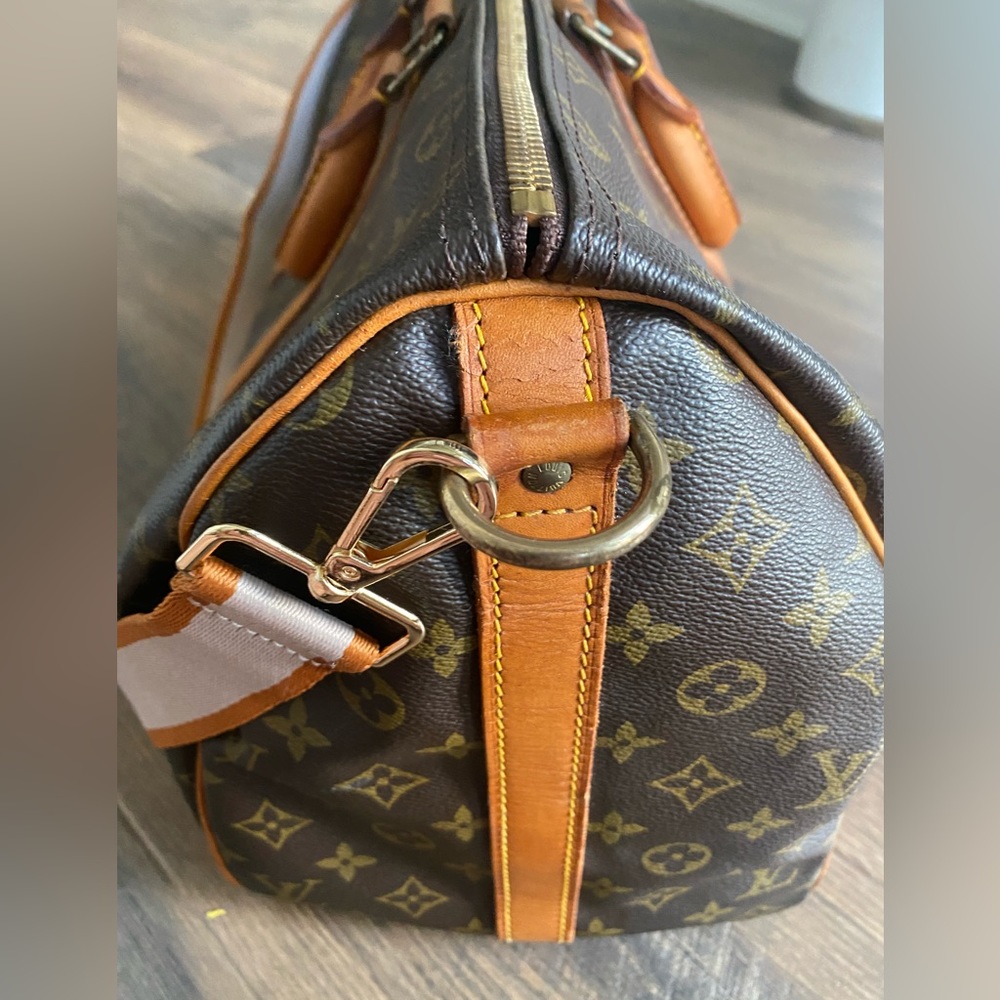 LOUIS VUITTON Rare! Made in USA! Monogram Duffle/Carry All - Picture 9 of 16
